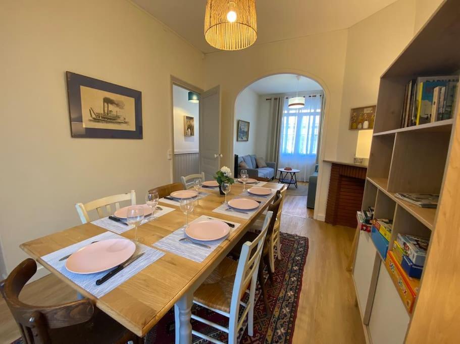 Maison De Charme - 4 Chambres - Courette & Parking Gratuit Amiens Exterior photo