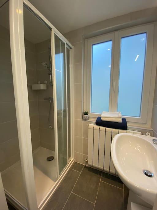 Maison De Charme - 4 Chambres - Courette & Parking Gratuit Amiens Exterior photo