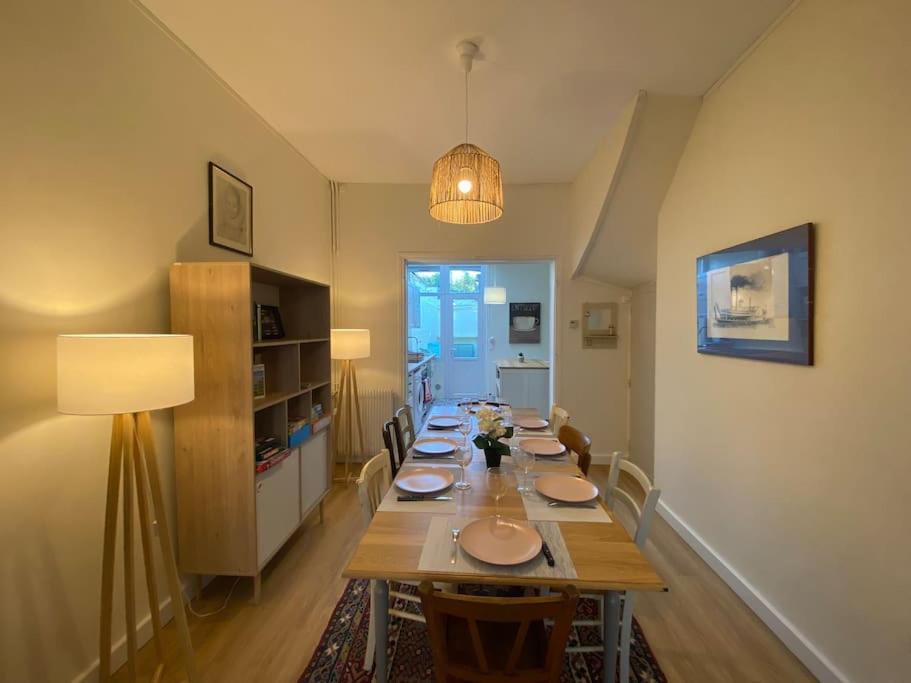 Maison De Charme - 4 Chambres - Courette & Parking Gratuit Amiens Exterior photo
